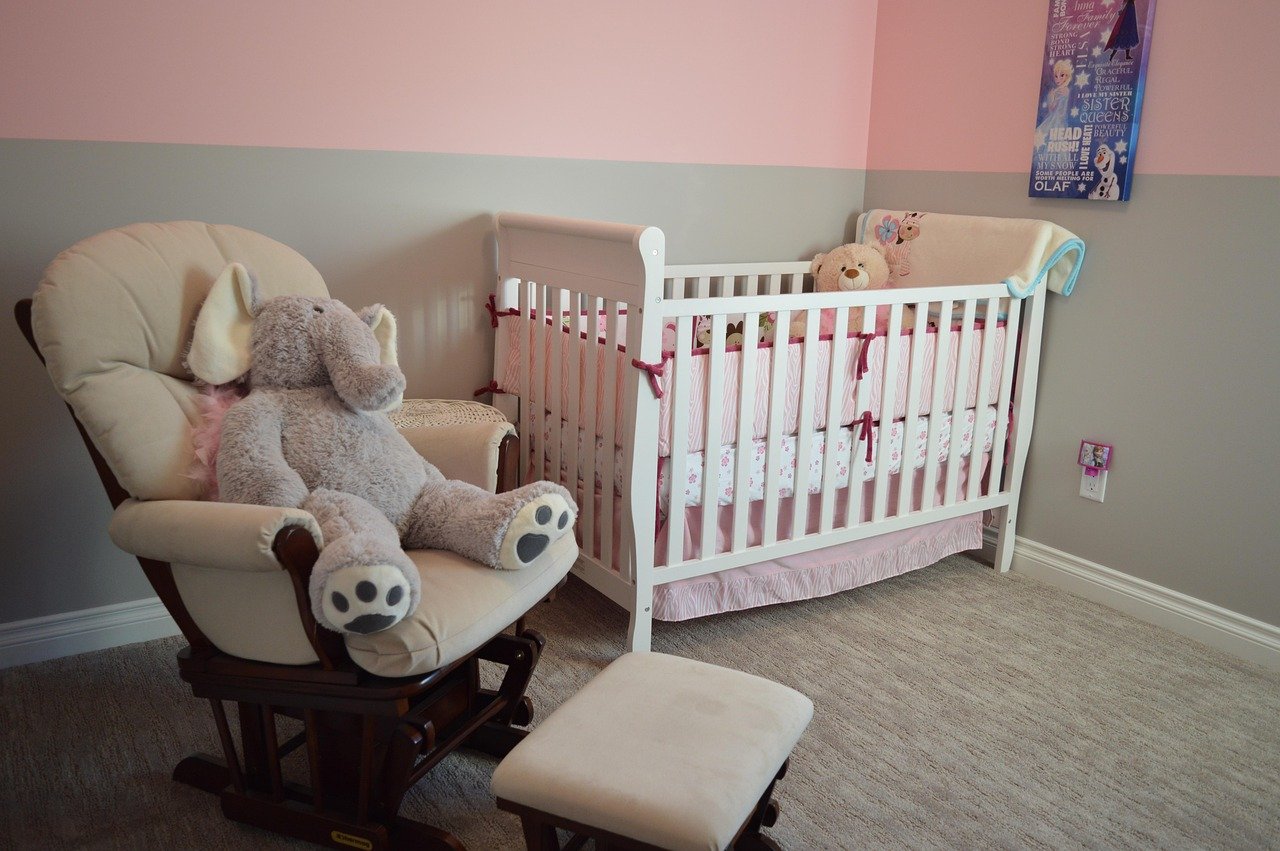 Gemütliche Beleuchtung im Babyzimmer: 3 Ideen für eine ruhige Atmosphäre